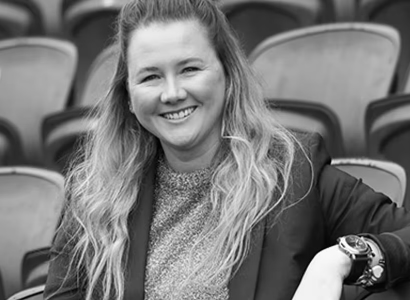 Bianca Wallis BW.png copy
